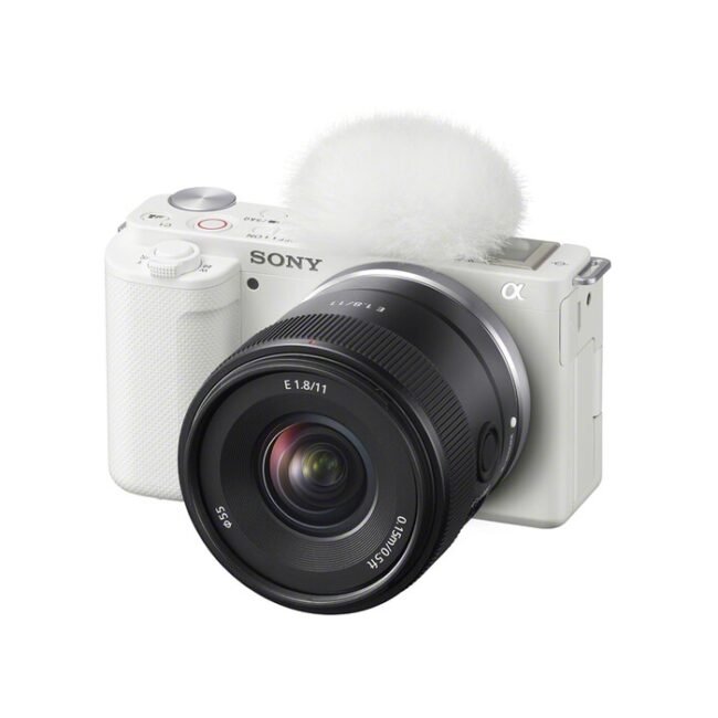 Sony E 11mm f/1.8mm Objectif